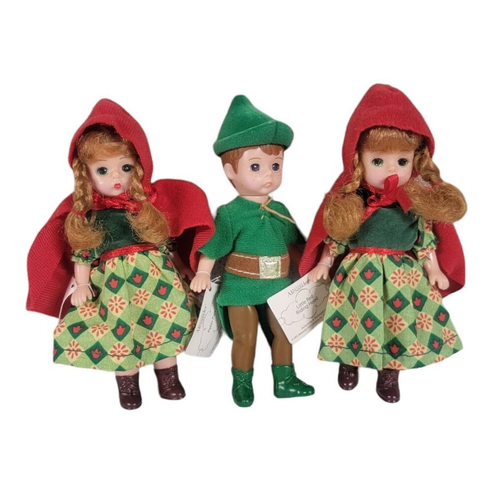 2002 Madam Alexander Little Red Riding Hood McDonalds Collector Toy 5.5"H China